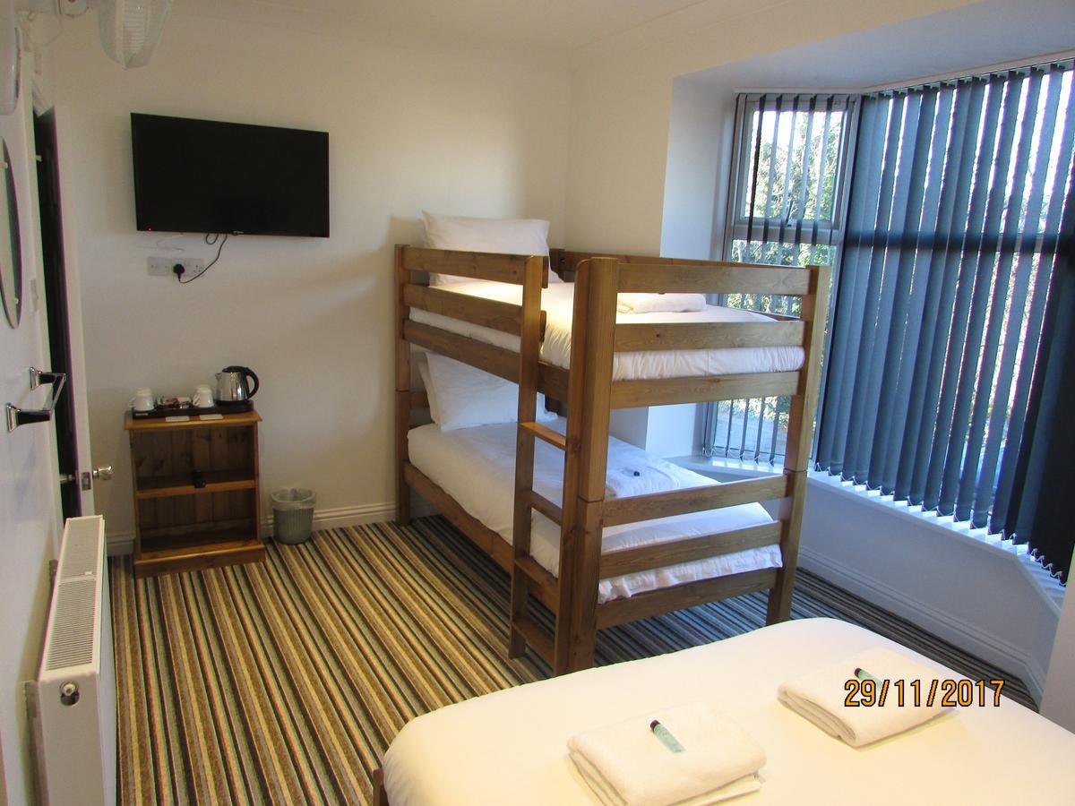 Charlotte Guest House เวย์มัธ ภายนอก รูปภาพ