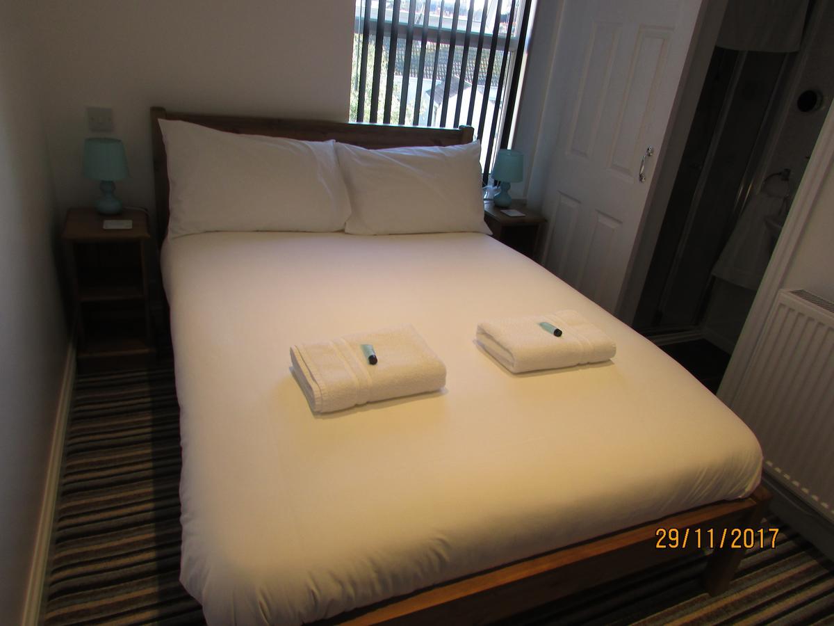 Charlotte Guest House เวย์มัธ ภายนอก รูปภาพ